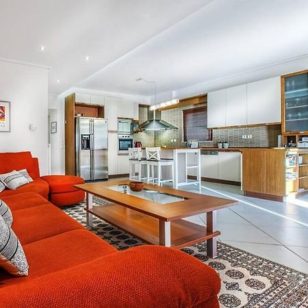 Spacious Apartment In Glyfada Close To The Sea Atina Dış mekan fotoğraf