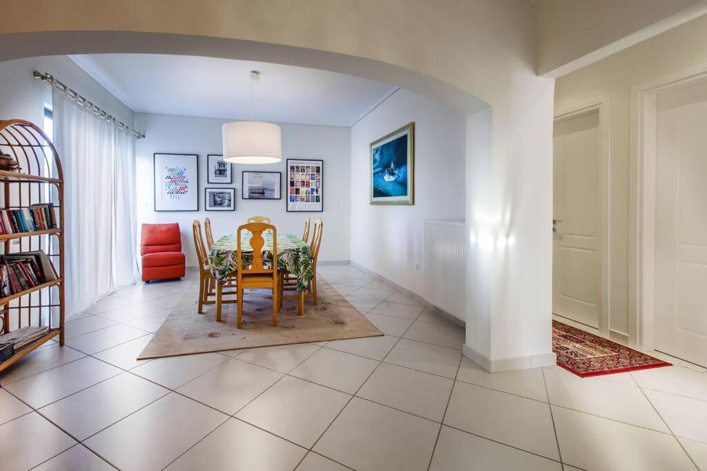Spacious Apartment In Glyfada Close To The Sea Atina Dış mekan fotoğraf