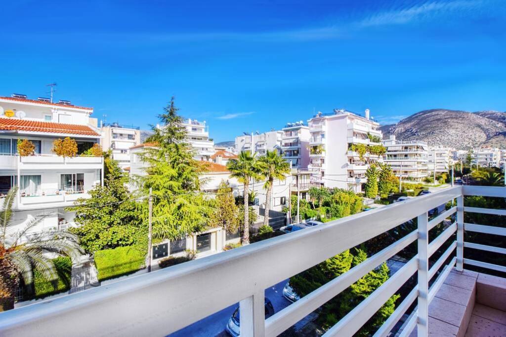 Spacious Apartment In Glyfada Close To The Sea Atina Dış mekan fotoğraf