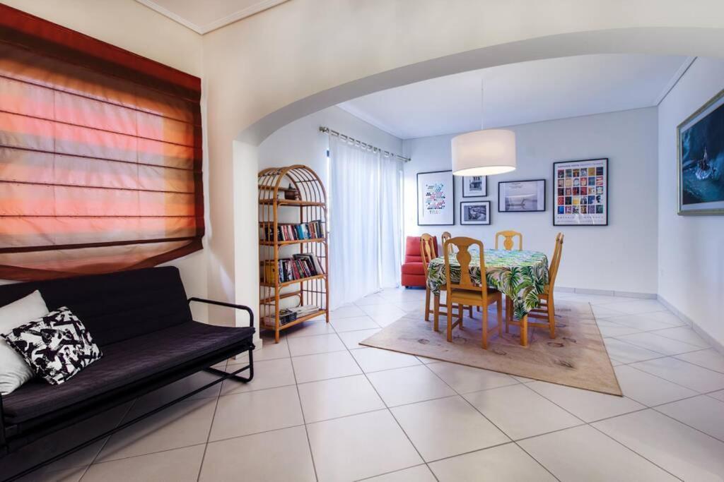 Spacious Apartment In Glyfada Close To The Sea Atina Dış mekan fotoğraf