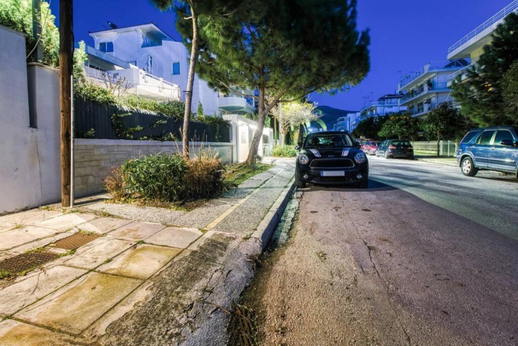 Spacious Apartment In Glyfada Close To The Sea Atina Dış mekan fotoğraf
